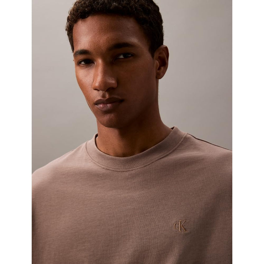 Calvin Klein Men's Relaxed Fit Monogram Logo Crewneck T-Shirt - 7DAY'S