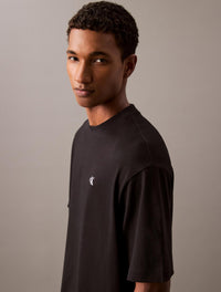 Calvin Klein Men's Relaxed Fit Monogram Logo Crewneck T-Shirt - 7DAY'S