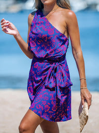 CUPSHE Women's One Shoulder Leaf Print Self - tie Short Dress Sleeveless Tiered Hem Formal Dress Casual Mini Dress - 7DAY'S