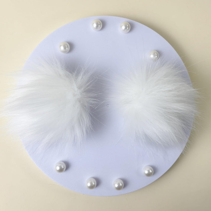 Cute Fluffy Poms only for Clog Sandals, with Pearl Accessories Charms for Girls, DIY Shoe Decoration Charms for Party Favor - 7DAY'S