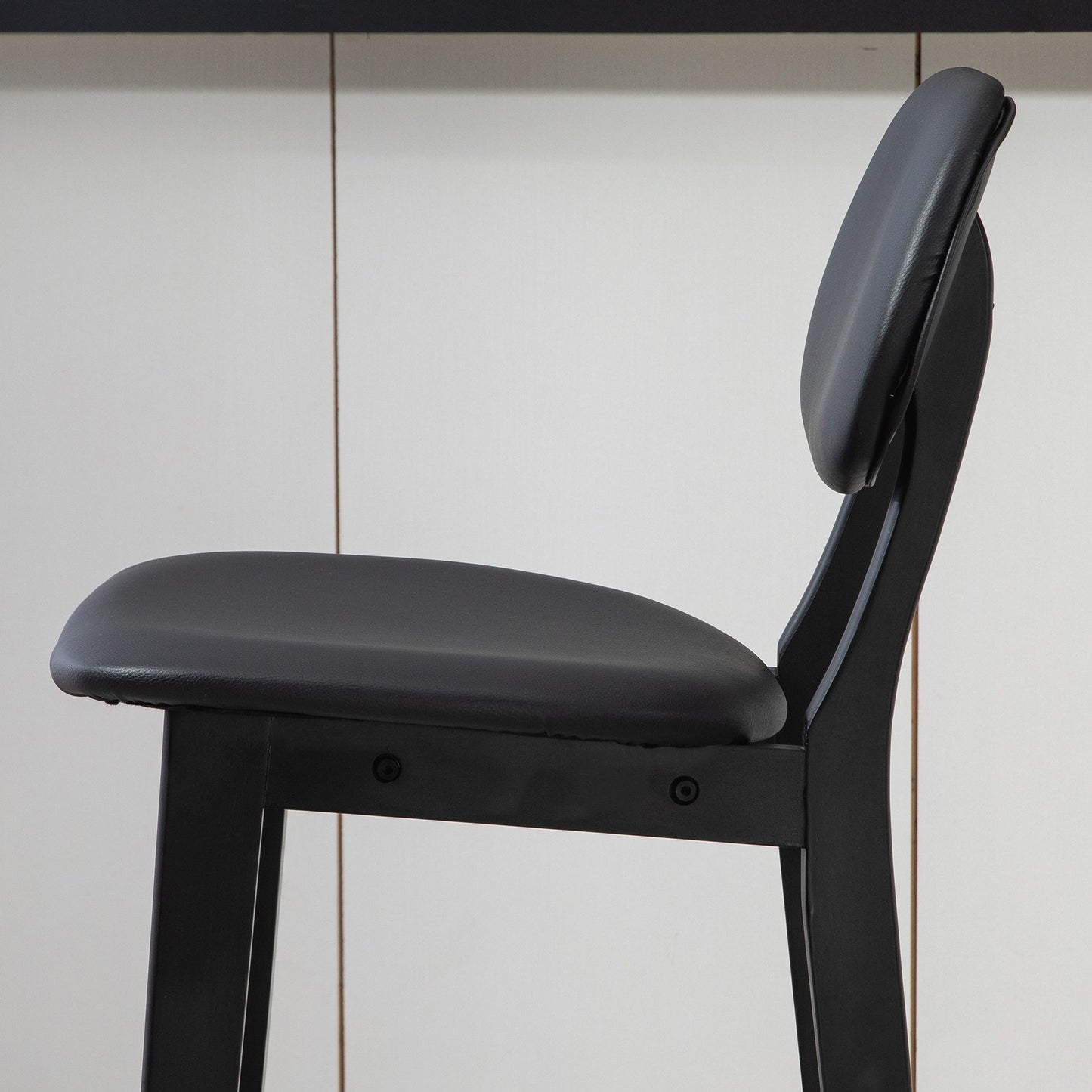 Bar Stools Set of 2, PU Leather Counter Height Barstools, Bar Chairs with Footrest and Solid Wood Legs, Black