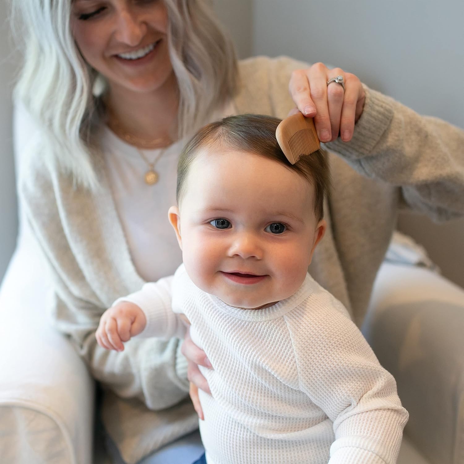 Dr. Brown's Soft and Safe Baby Brush + Comb - 7DAY'S