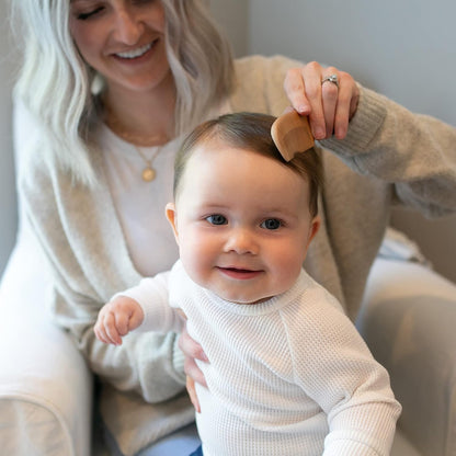 Dr. Brown's Soft and Safe Baby Brush + Comb - 7DAY'S