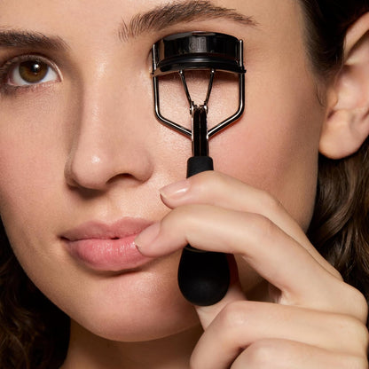 e.l.f. Pro Eyelash Curler, Strong, Contoured, Eye - Opening, Voluminous Lashes, Includes Additional Rubber Replacement Pad, Silver - 7DAY'S