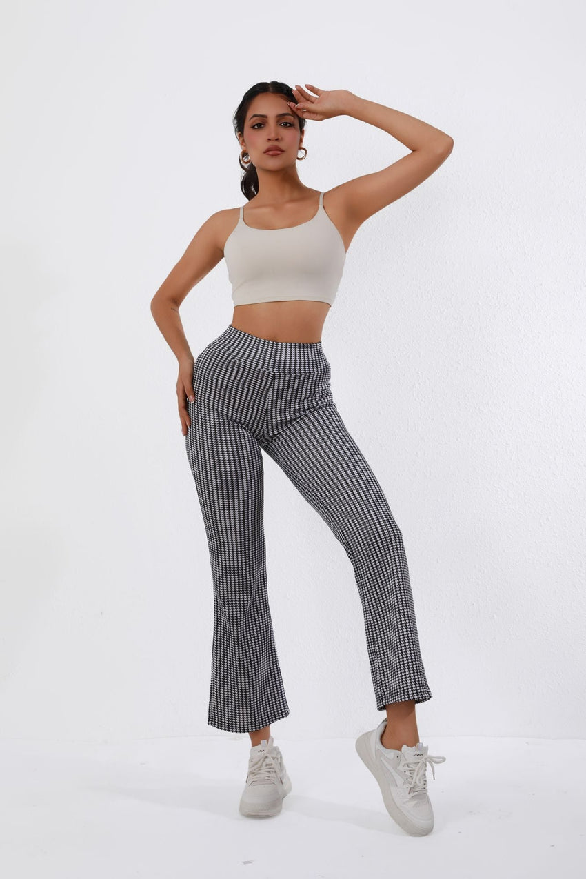 High - Waisted Houndstooth Flare Trousers – Sleek Fit, Comfy Stretch, Classy Look - 7DAY'S