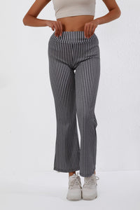 High - Waisted Houndstooth Flare Trousers – Sleek Fit, Comfy Stretch, Classy Look - 7DAY'S
