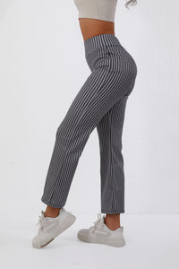 High - Waisted Houndstooth Flare Trousers – Sleek Fit, Comfy Stretch, Classy Look - 7DAY'S