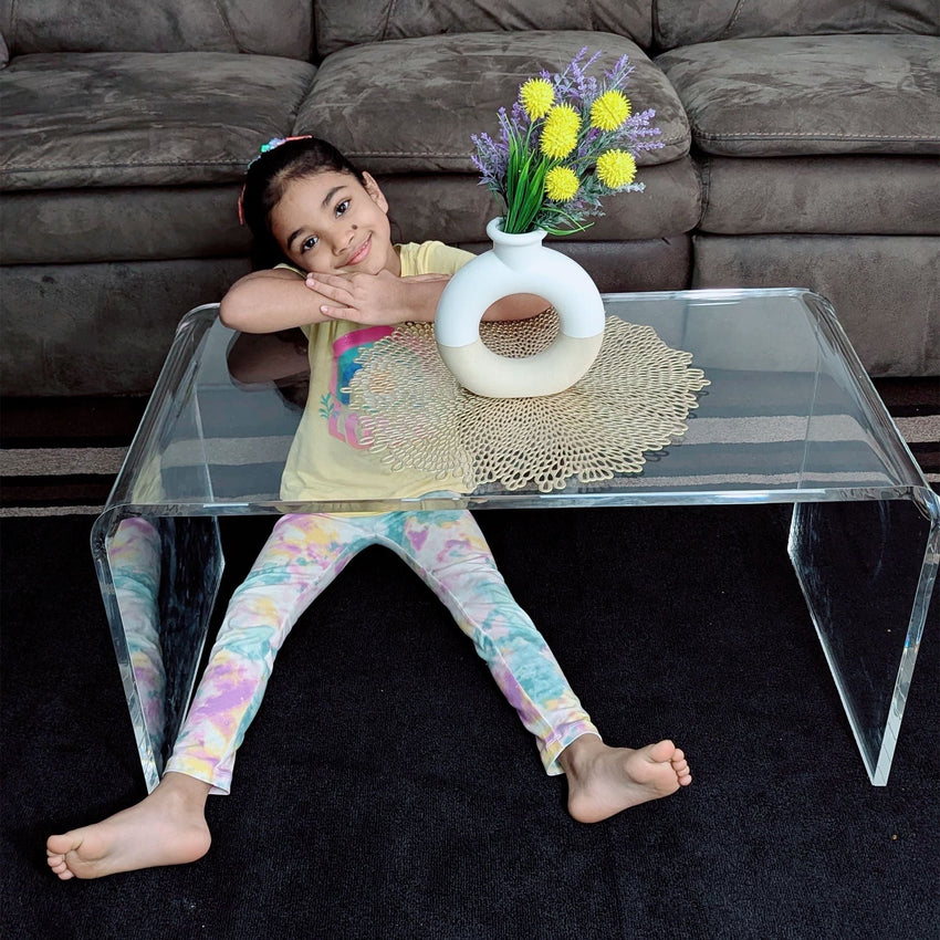 HOMCOM 32" Clear Acrylic Coffee Table, 0.5In Thick C - Shape Waterfall End Coffee Table, Multipurpose Lucite Tea Table for Living Room - 7DAY'S