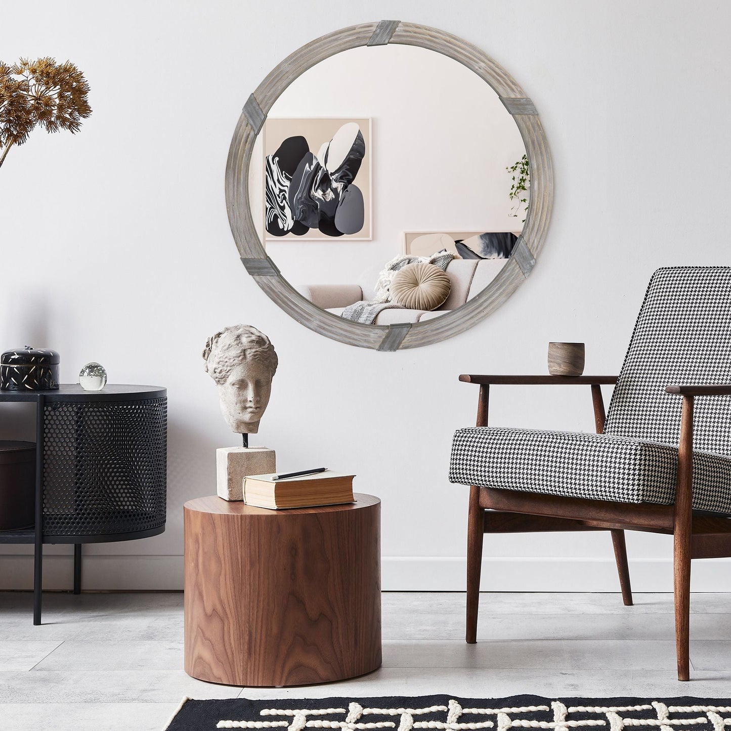 HOMCOM Round Wood Wall Mirror 31 Inch Natural Wood Color for Living Room Bedroom - 7DAY'S