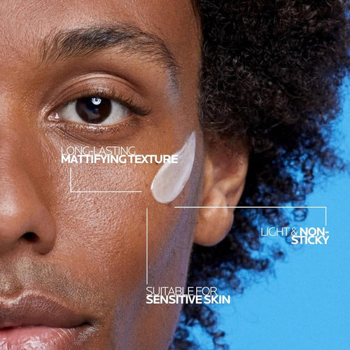 La Roche - Posay Effaclar Mat, Daily Moisturizer For Oily Skin, Visibly Reduces The Look Of Pores, Oil - Free Mattifying Moisturizer, Smooths Skin Texture, Non - Comedogenic & Dermatologist Tested - 7DAY'S