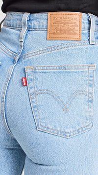 Levi's Women's Ribcage Full Length Jeans - 7DAY'S