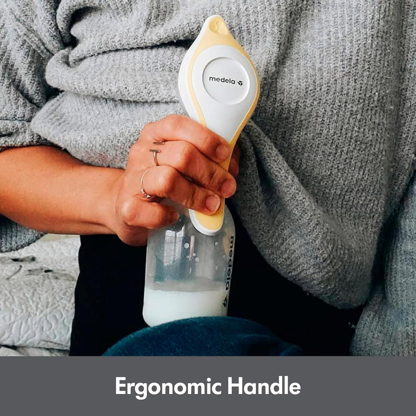 Medela Manual breast pump with Flex Shields Harmony Single Hand for More Comfort and Expressing More Milk - 7DAY'S