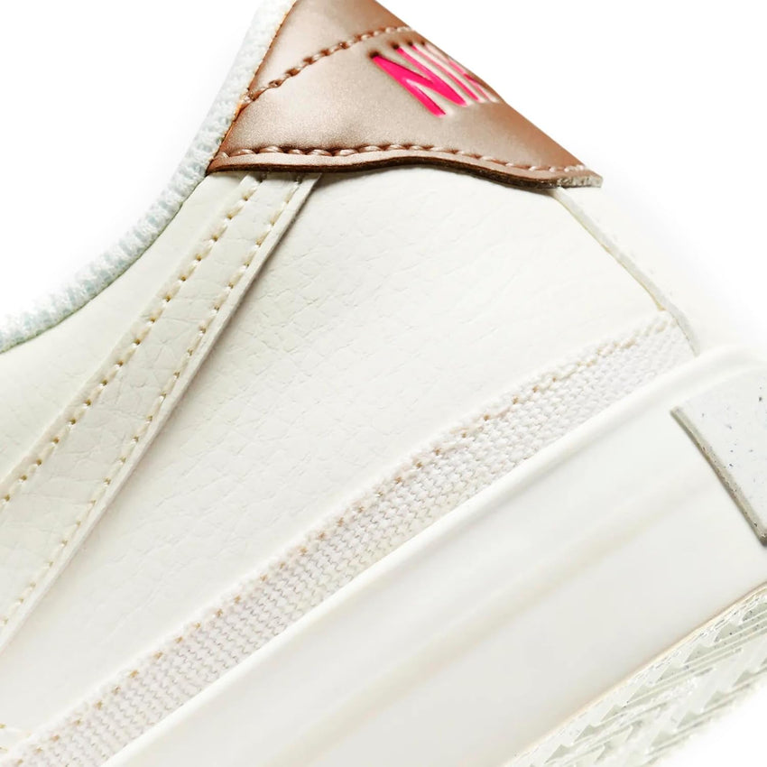 Nike Women's Sports Low Top Shoes - 7DAY'S