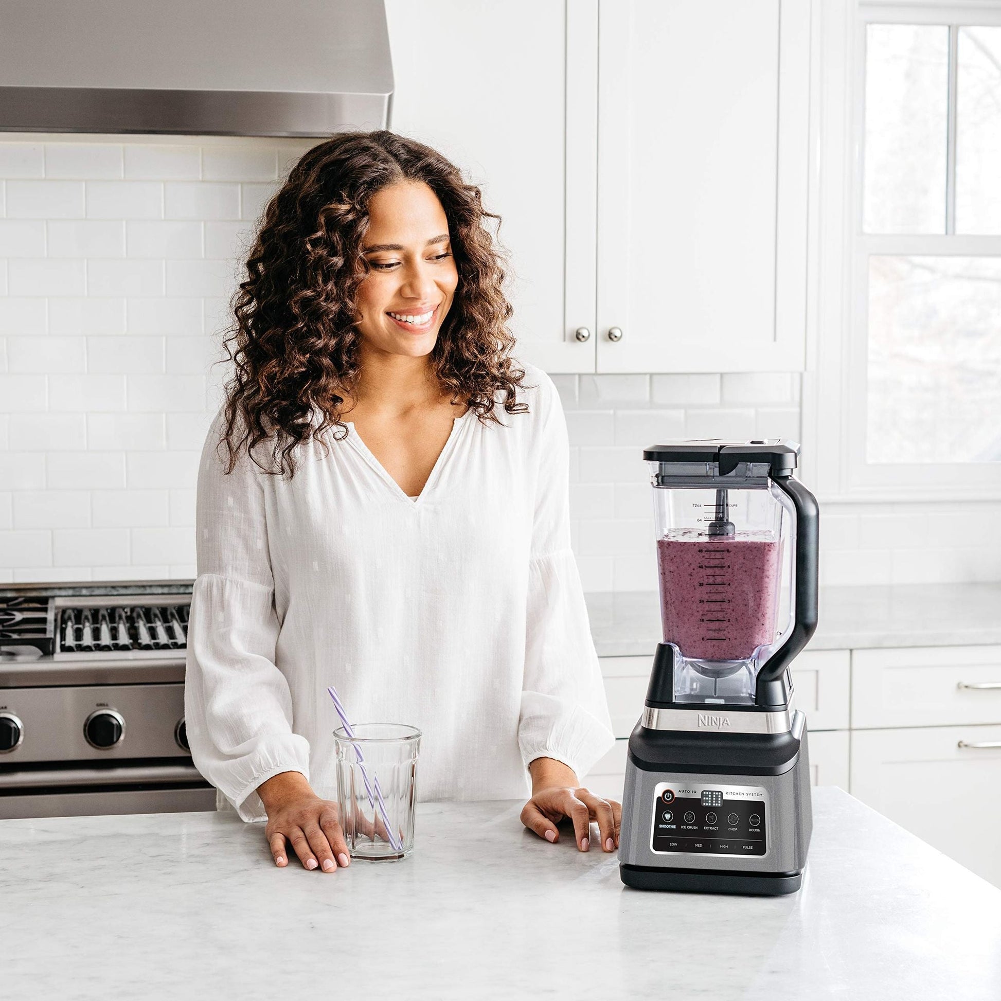 Ninja BN801 Professional Plus Kitchen System, 1400 WP, 5 Functions for Smoothies, Chopping, Dough & More with Auto IQ, 72 - oz.* Blender Pitcher, 64 - oz. Processor Bowl, (2) 24 - oz. To - Go Cups, Grey - 7DAY'S