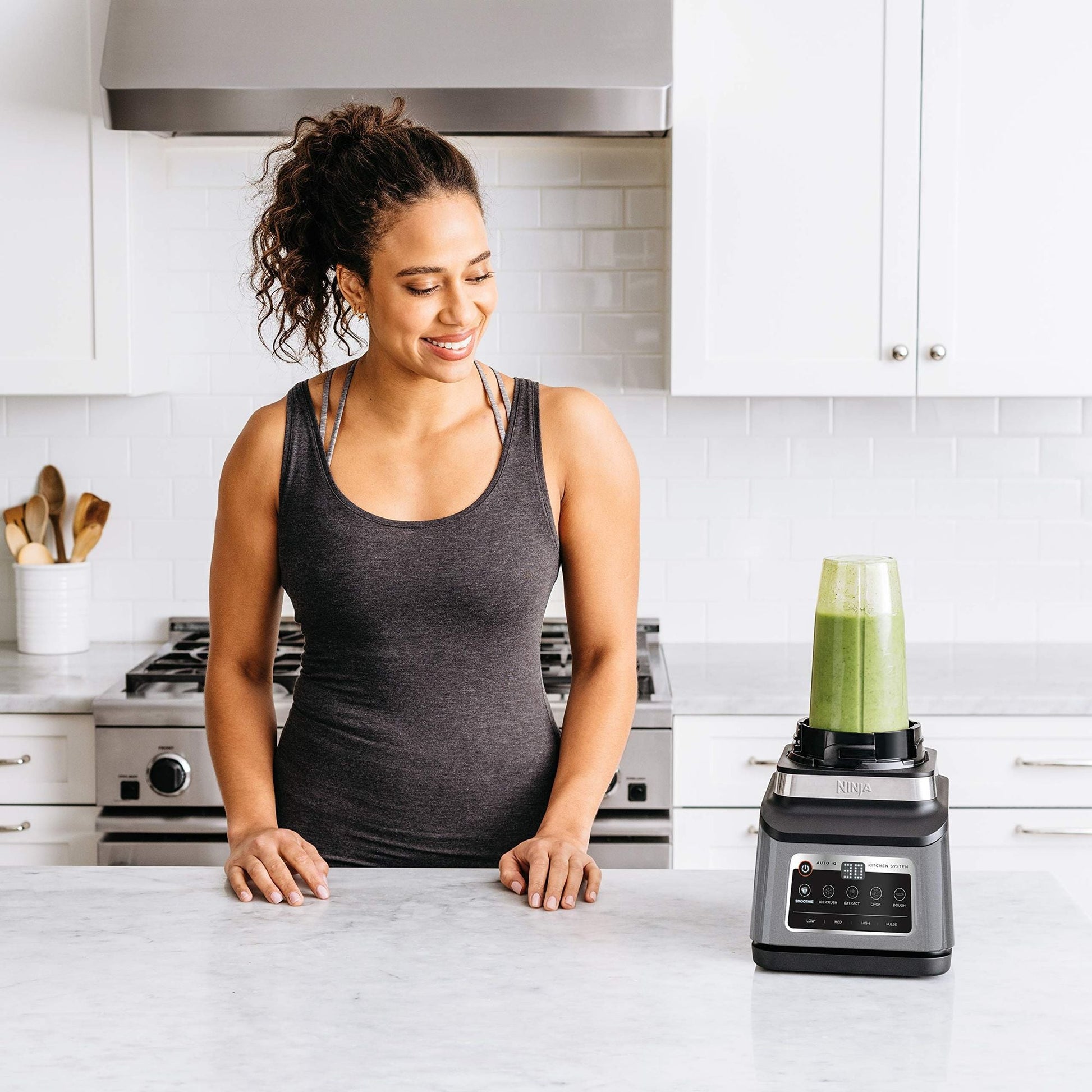 Ninja BN801 Professional Plus Kitchen System, 1400 WP, 5 Functions for Smoothies, Chopping, Dough & More with Auto IQ, 72 - oz.* Blender Pitcher, 64 - oz. Processor Bowl, (2) 24 - oz. To - Go Cups, Grey - 7DAY'S