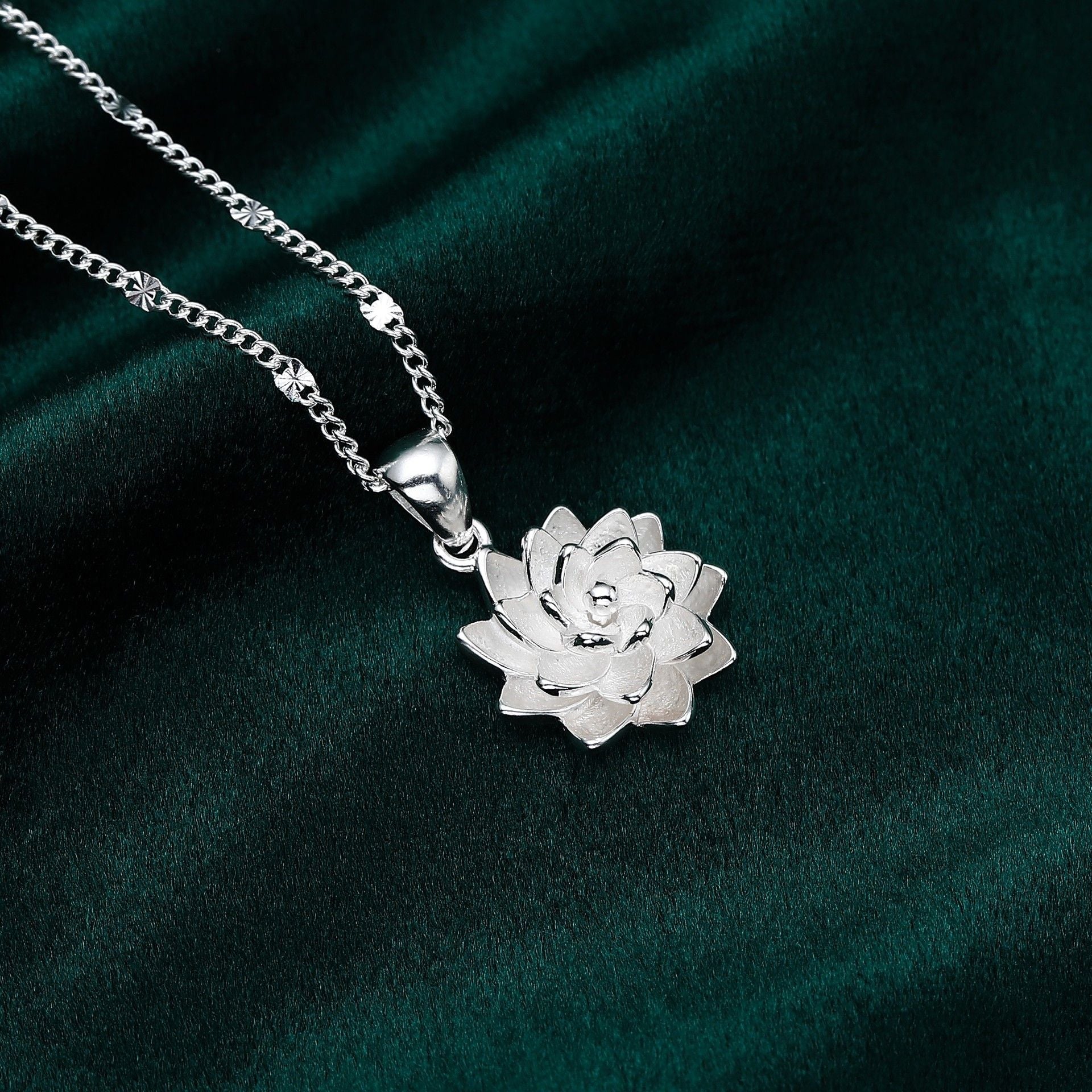Pure Silver 990 Rotating Lotus Pendant Clavicle Necklace - 7DAY'S