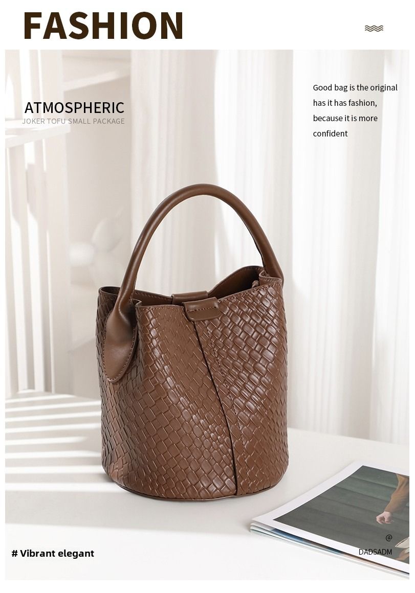 Simple niche woven pattern handbag bucket bag women's bag tide 2025 new senior sense shoulder bag crossbody bag - 7DAY'S
