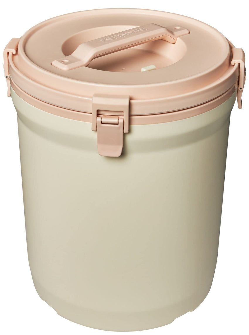STANLEY Adventure 2 Gallon Fast Flow Water Jug, Ice Water Dispenser, Insulated Beverage Cooler with Easy Pour Spigot and Latched Foam Lid - 7DAY'S