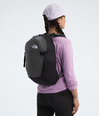 THE NORTH FACE Basin 15 Liter Daypack | Unisex Backpack with Adjustable Shoulder Straps, Water - Repellent Finish, Sternum Strap, Hiking Pole Attachment, TNF Black/Asphalt Grey - NPF, One Size - 7DAY'S